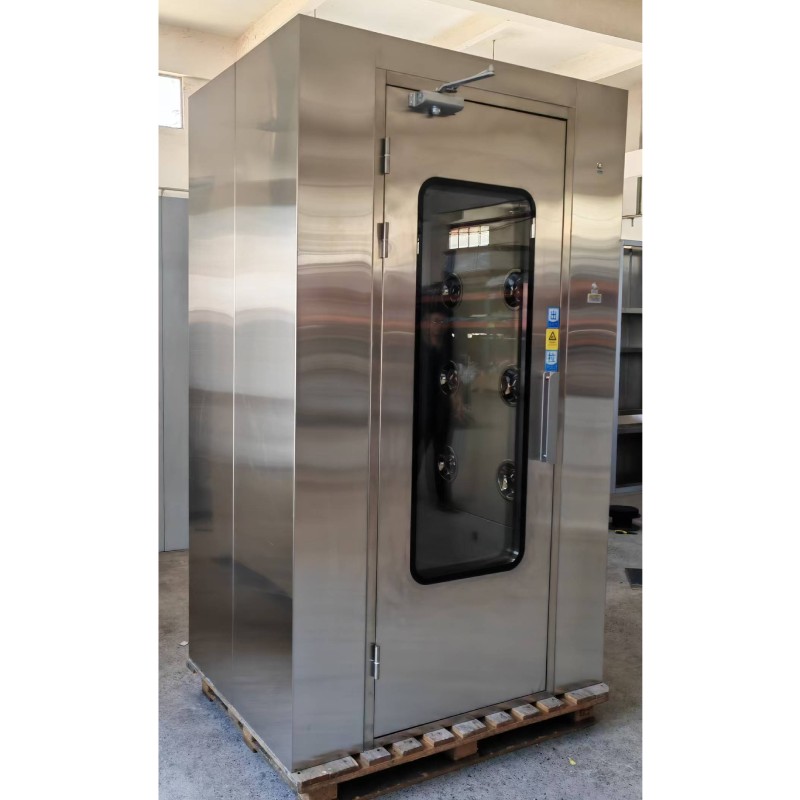 Single-Person Air Shower Room