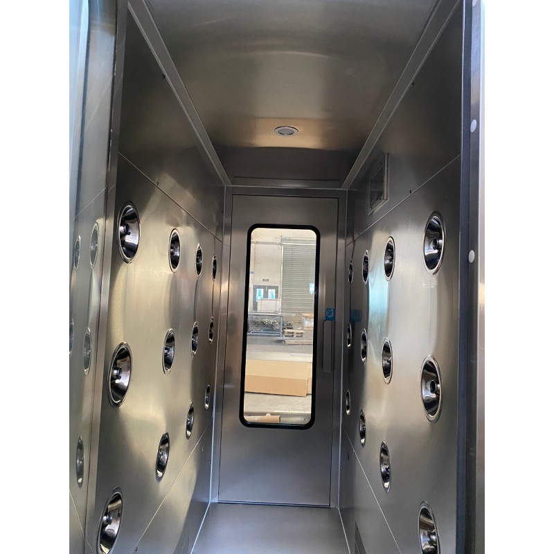 Single-Person Air Shower Room